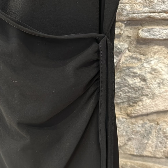 Faux wrap dress made in 🇨🇦 - Picture 2 of 7